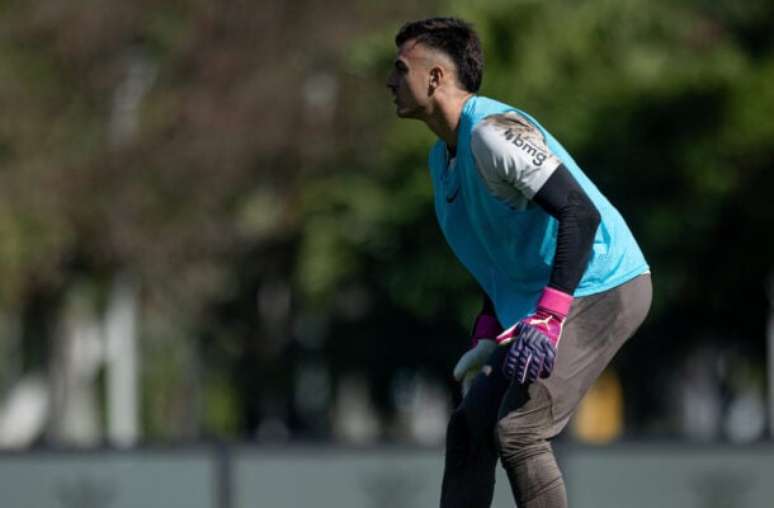 Donelli ficou fora do duelo contra o RB Bragantino –