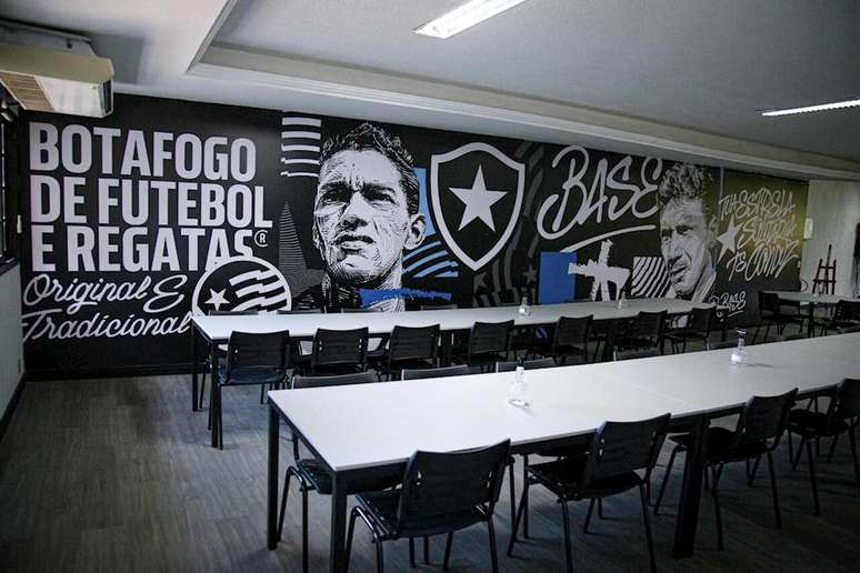 Base alvinegra agora tem novas instala&ccedil;&otilde;es &ndash; Divulga&ccedil;&atilde;o/Botafogo