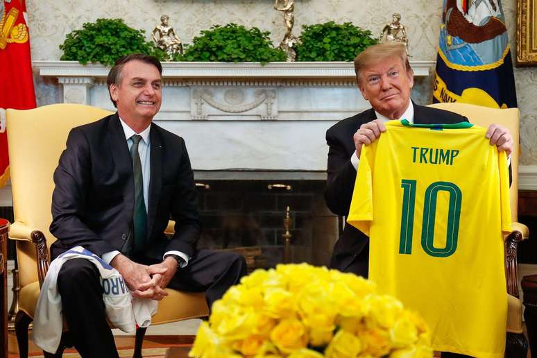Bolsonaro e Trump trocaram elogios durante visita do brasileiro aos Estados Unidos, em 2019. Trump vem defendendo Bolsonaro e dizendo que o ex-presidente é alvo de uma "caça às bruxas"