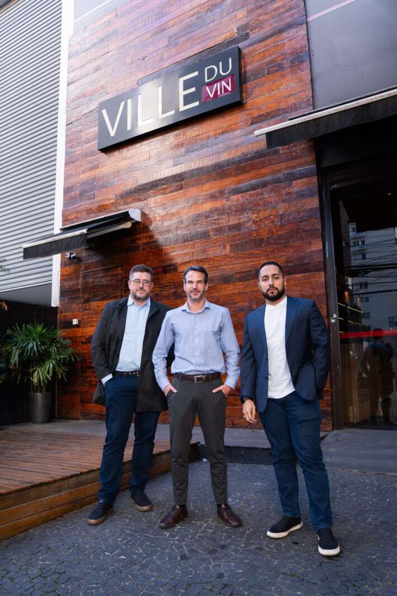 Os diretores Israel Ourique, Jo&atilde;o Pedro Campos e Ari Gorenstein da Vila Porto Vinhos