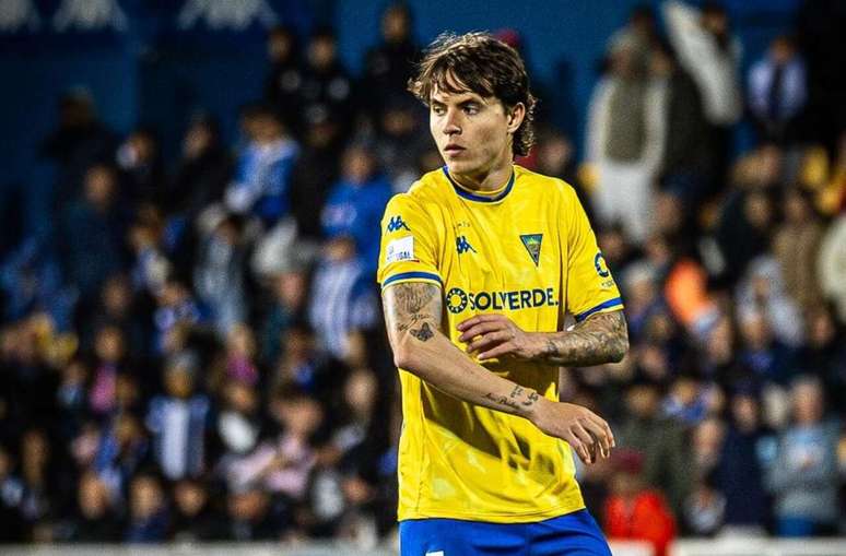 Zanocelo jogou a ultima temporada pelo Estoril, de Portugal &ndash;