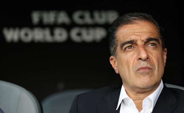 Renato Paiva foi demitido do Botafogo após derrota para o Palmeiras no Mundial de Clubes