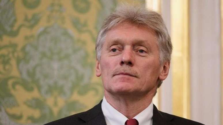 Em sua coletiva de imprensa diária, o porta-voz do Kremlin, Dmitry Peskov, evitou criticar Washington diretamente após as declarações de Trump
