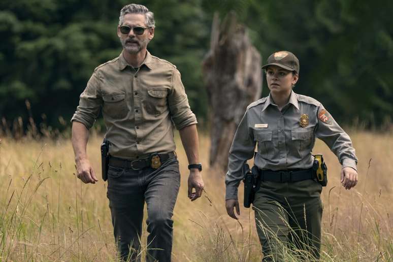 Na miniss&eacute;rie &ldquo;Indom&aacute;vel&rdquo;, um agente investigativo e sua parceira novata enfrentam o lado mais sombrio da floresta de Yosemite 