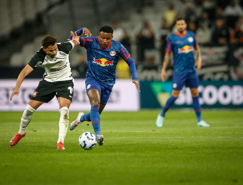 Romero tamb&eacute;m est&aacute; fora do duelo contra o Cear&aacute; &ndash;