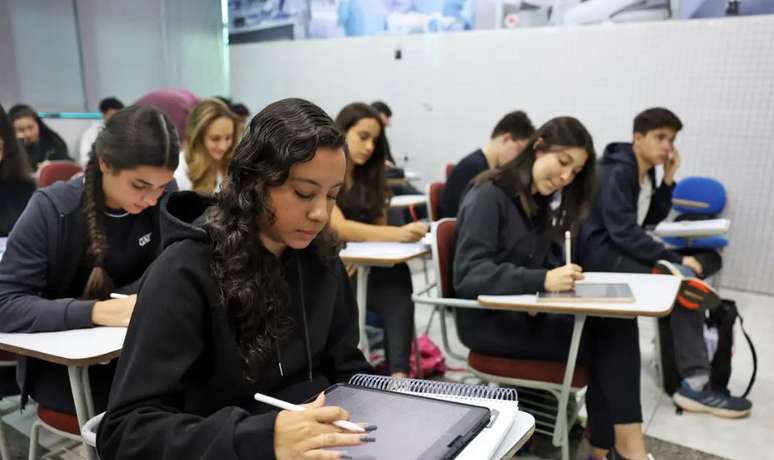 Fie registration for the 2nd half of the semester begins on Monday; Look how to do
