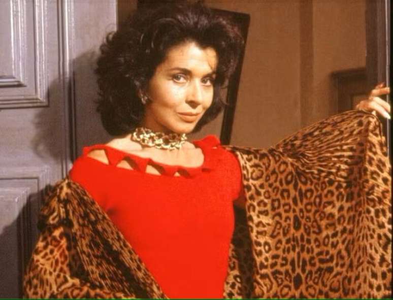 Betty Faria interpretou a personagem "Tieta", em novela da Globo