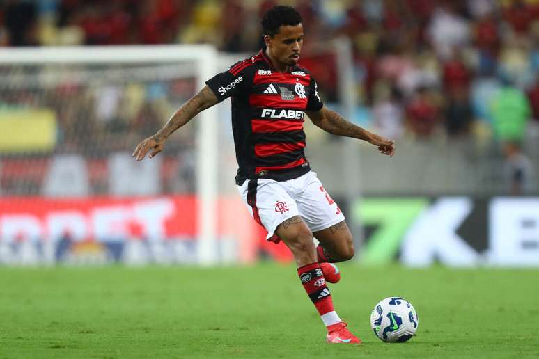 Allan deve ganhar mais espaço no time do Flamengo –