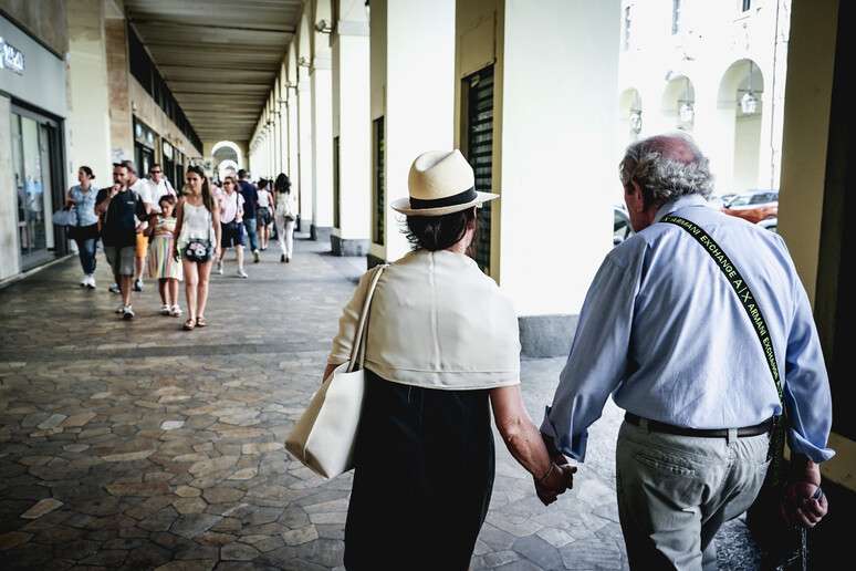 Renda da população influencia em seu envelhecimento