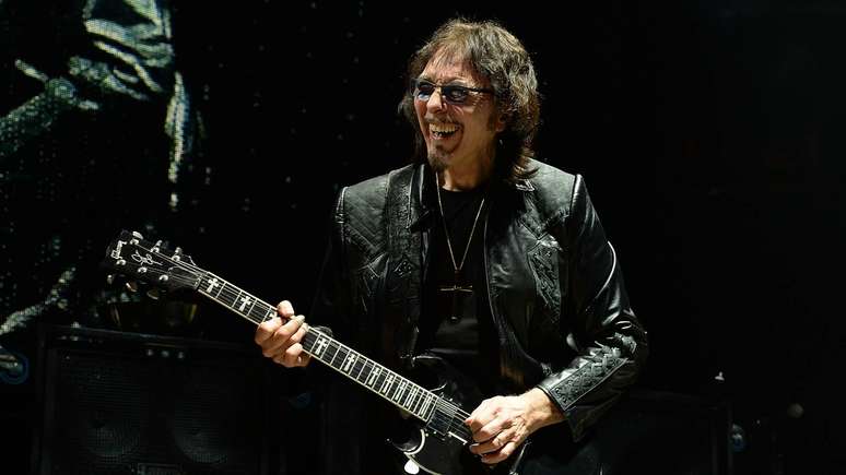 Tony Iommi, guitarrista do Black Sabbath, em 2017