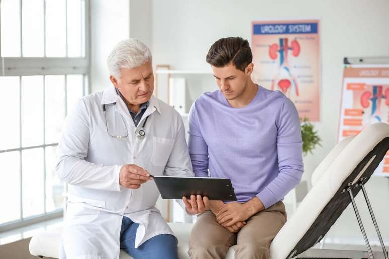 Consultas regulares com o urologista ajudam a detectar precocemente o câncer 
