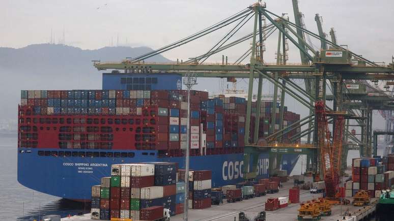 The regulation of the law establishes the rules for the application of countermeasions on rates that can undermine Brazilian exports The regulation of the law establishes the rules for the application of countermeasions on rates that can undermine Brazilian exports