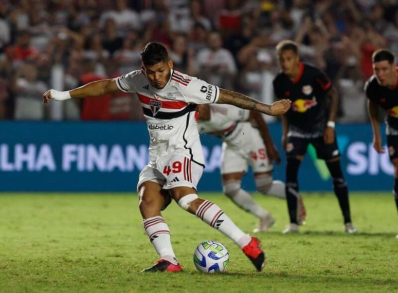 São Paulo já jogou como mandante na Vila Belmiro –