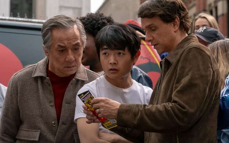 Jackie Chan e Ralph Macchio retornam à franquia Karate Kid em novo longa.
