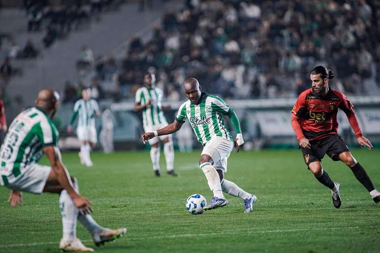 Juventude venceu o Sport por 2 a 0 e se aproximou de deixar o Z4 &ndash;