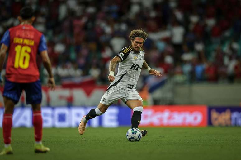 Lyanco comentou sobre os salários atrasados após a derrota para o Bahia no Brasileiro –