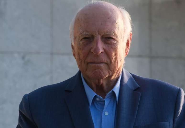 “I almost became an illiterate of strategic vision,” says Jorge Gerdau Johannpeter “I almost became an illiterate of strategic vision,” says Jorge Gerdau Johannpeter