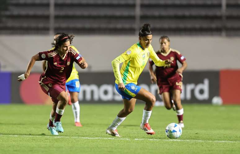 (Fotos : Lívia Villas Boas/ CBF)