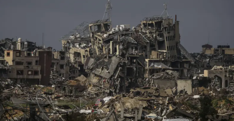 Egito e outros países estão trabalhando em propostas para garantir que o povo palestino permaneça em Gaza sem ser deslocado