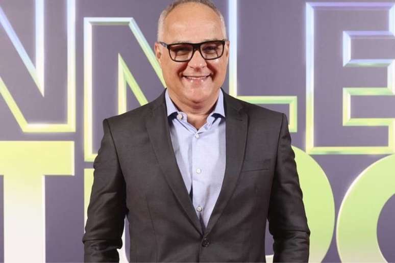 Amauri Soares, diretor-executivo da TV Globo deve se dedicar exclusivamente aos Estúdios Globo, e deixar outros cargos