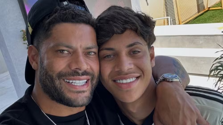 Hulk e o filho Ian Ângelo