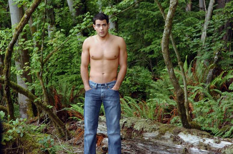Jesse Metcalfe em Todas contra John
