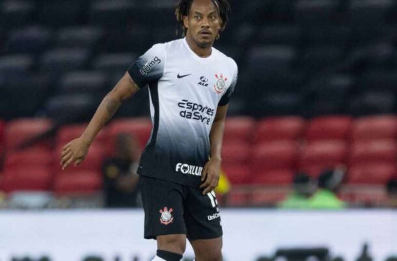 Carrillo mira clássico contra o São Paulo –