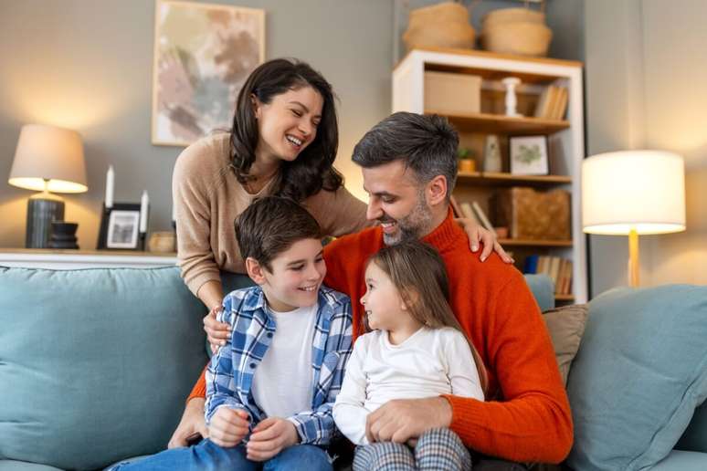 O reconhecimento da multiparentalidade pode ser feito por meio de ação judicial 