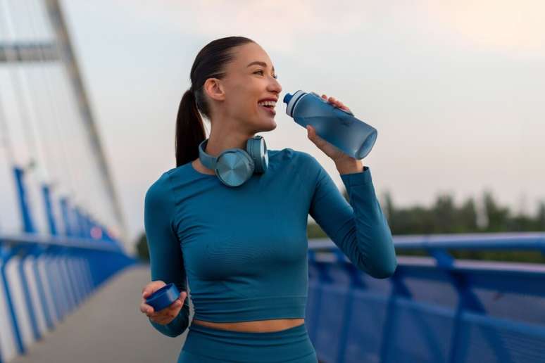 6 reasons to drink more water during the winter 6 reasons to drink more water during the winter
