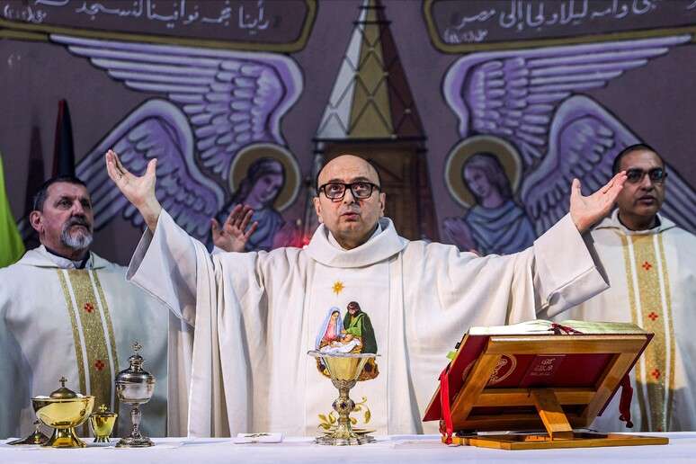 Padre Gabriel Romanelli comanda a Igreja da Sagrada Família há pelo menos cinco anos