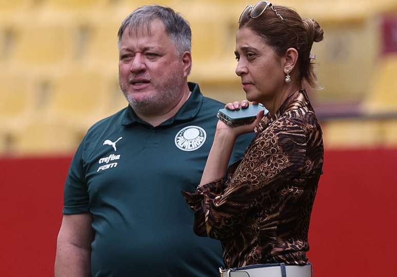 Palmeiras monitora mercado e n&atilde;o quer mais sa&iacute;das em 2025 &ndash;