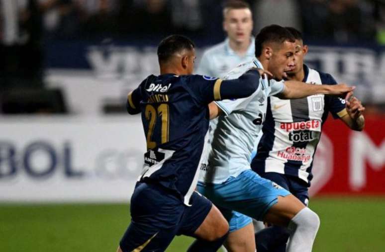 Alianza e Grêmio mediram forças em Lima, capital peruana –