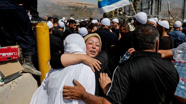 A abertura da fronteira entre Israel e Síria permitiu que familiares se reunissem