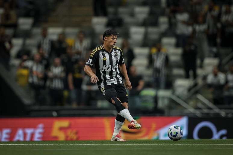 Alan Franco vem sendo utilizado por Cuca como primeiro volante &ndash; Pedro Souza / Atl&eacute;tico