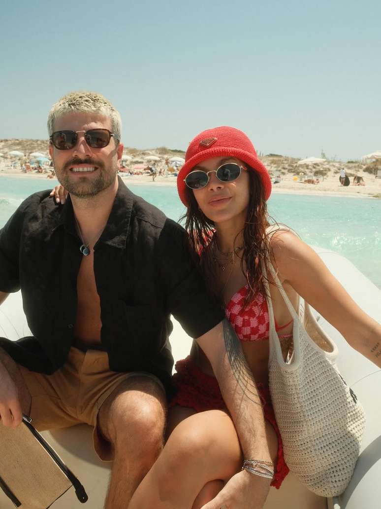 Anitta and her boyfriend, Ian Bortolanza, in Ibiza