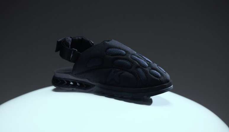 Kenner Clog Puffer Ovni