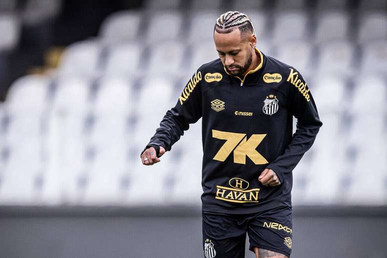 Neymar deve atuar como falso 9 contra o Mirassol –