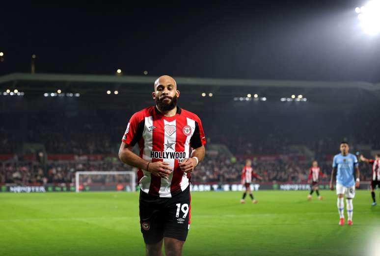 Mbeumo comemorando seu gol contra o Manchester City 