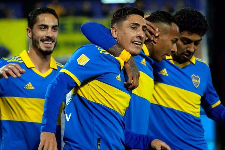 Apesar da busca, tend&ecirc;ncia &eacute; de que jogador permane&ccedil;a em La Bombonera &ndash;