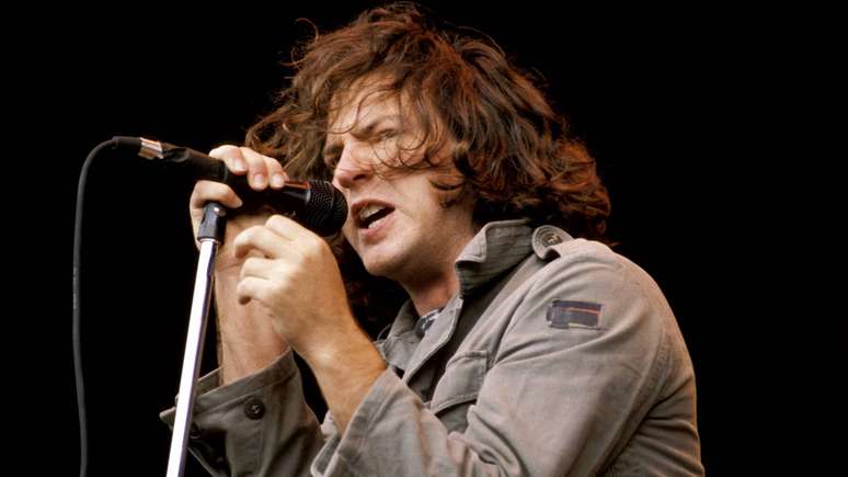 Eddie Vedder, vocalista do Pearl Jam, em 1993
