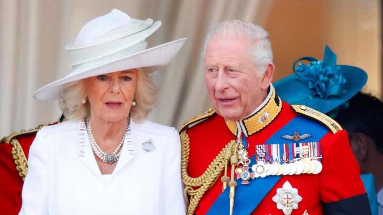Rei Charles III e a rainha consorte Camilla 