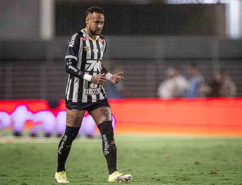 Neymar fights. But it passes empty against Missol -