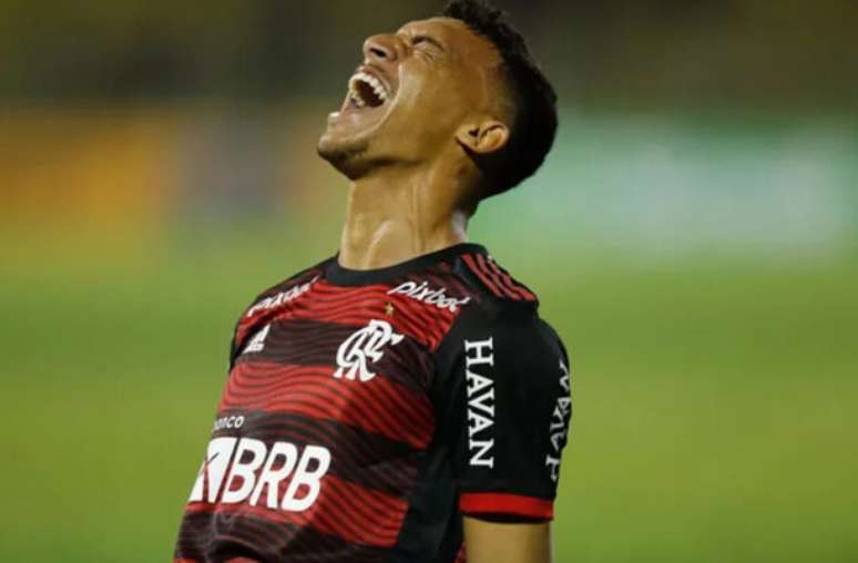 Victor Hugo conquistou Libertadores e Copa do Brasil pelo Flamengo –