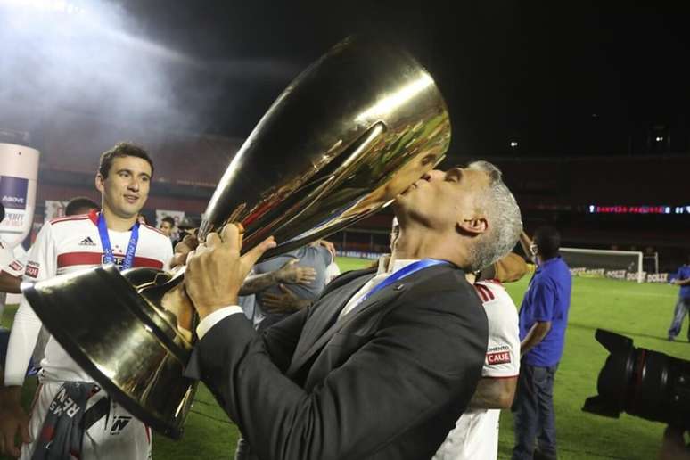 Crespo foi campeão paulista em 2021, mas com Morumbis vazio –