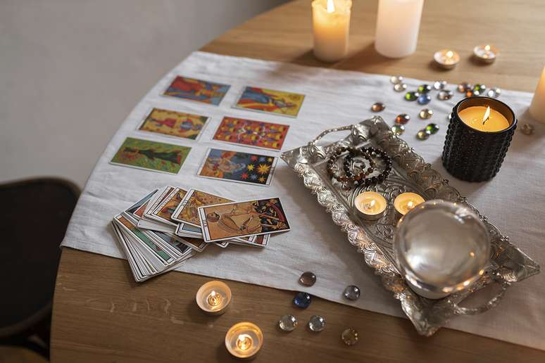 No Dia do Amigo, veja o que o Tarot diz sobre suas amizades