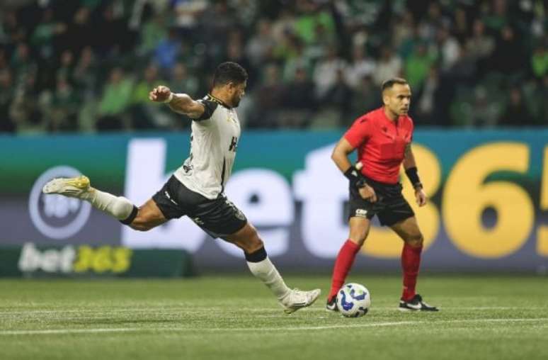 Hulk regrets another defeat by Atletico and protests against arbitration Hulk regrets another defeat by Atletico and protests against arbitration