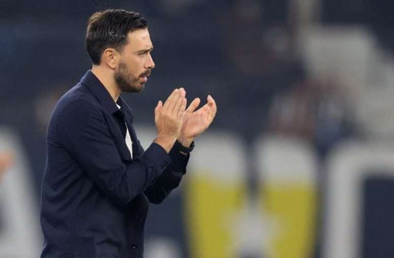 Davide Ancelotti tem três jogos no comando do Botafogo –