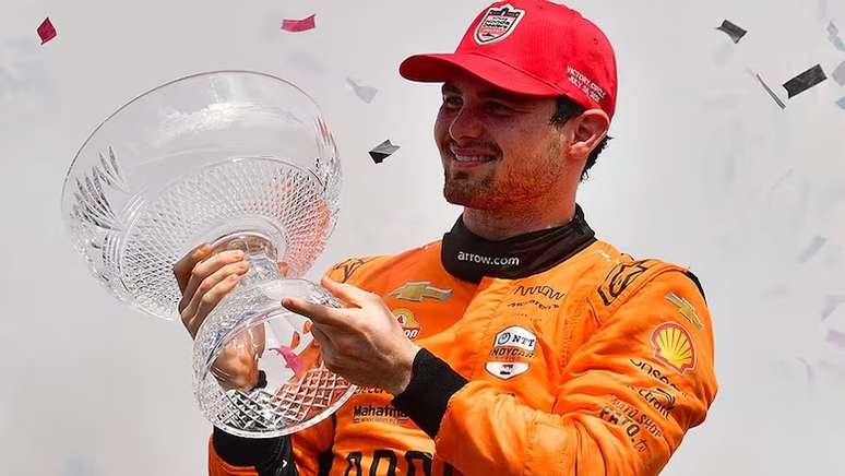 Pato O’Ward vence em Toronto