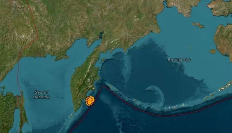 Russia records five strong earthquakes, but excludes the risk of tsunami after issuing a notice