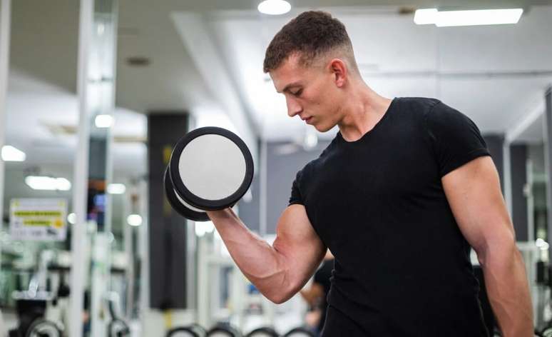 Details when they train biceps that can accelerate muscle mass gain Details when they train biceps that can accelerate muscle mass gain